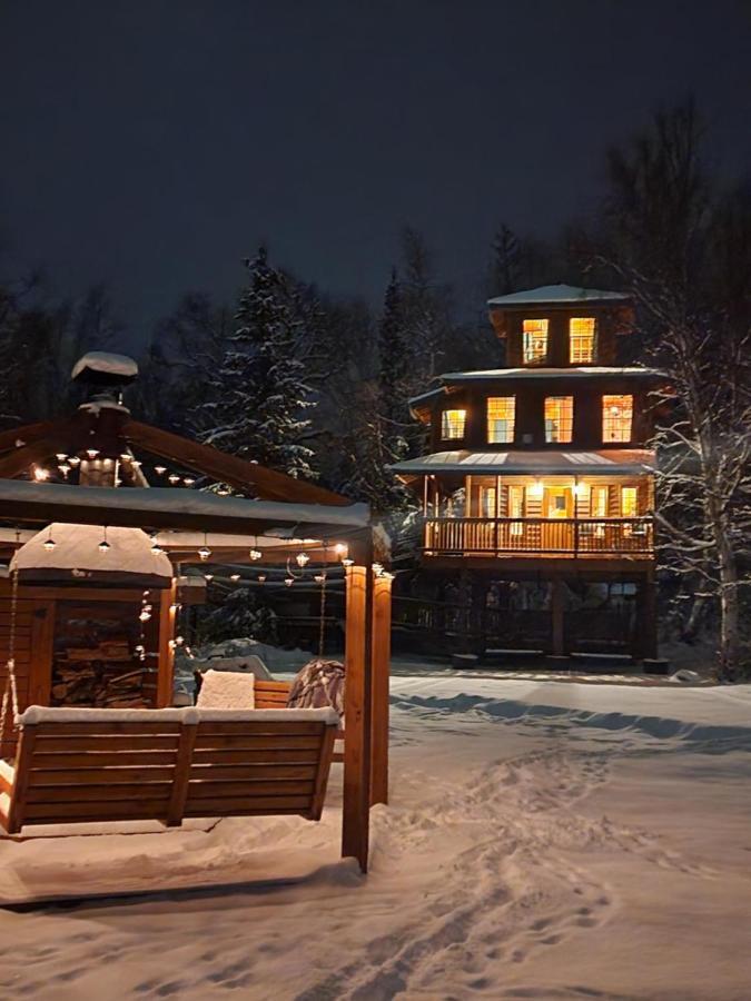 The Eagle'S Nest Treehouse Cabin Palmer Exterior foto